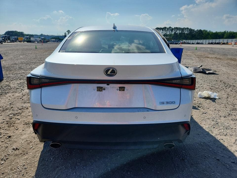 2023 LEXUS IS 300 6