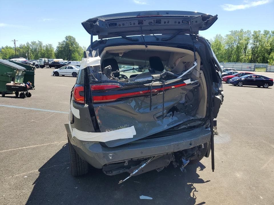 2023 CHRYSLER PACIFICA TOURING L 6