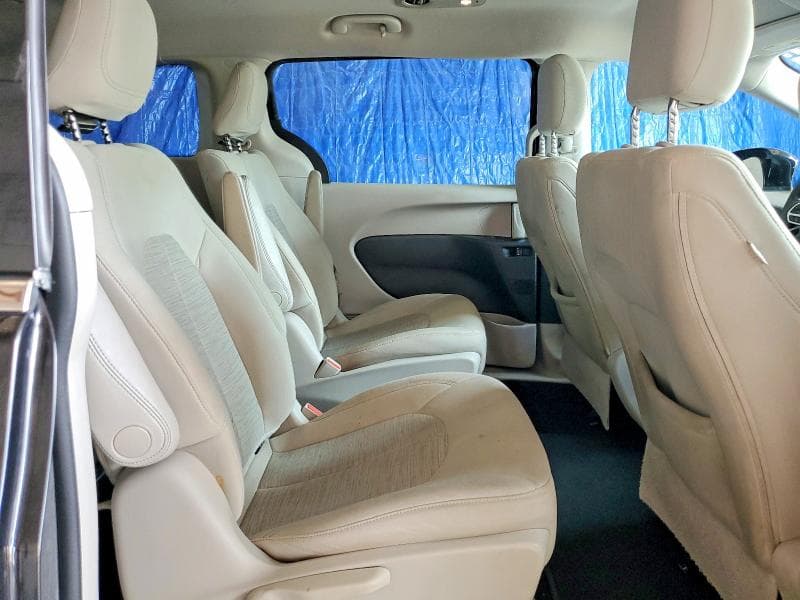 2018 CHRYSLER PACIFICA HYBRID TOURING PLUS 11