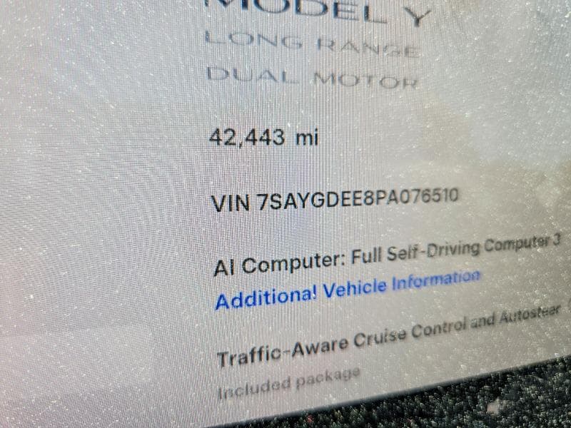 2023 TESLA MODEL Y 9