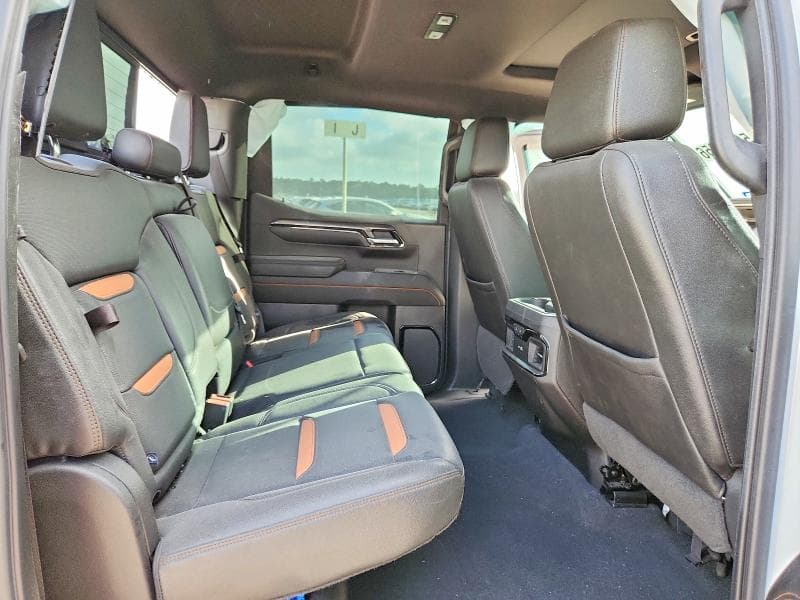 2023 GMC SIERRA K1500 AT4 10