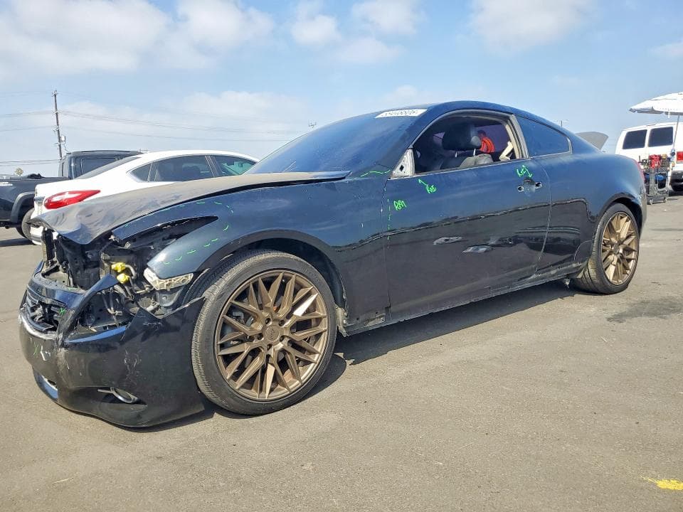 2014 INFINITI Q60 COUPE JOURNEY