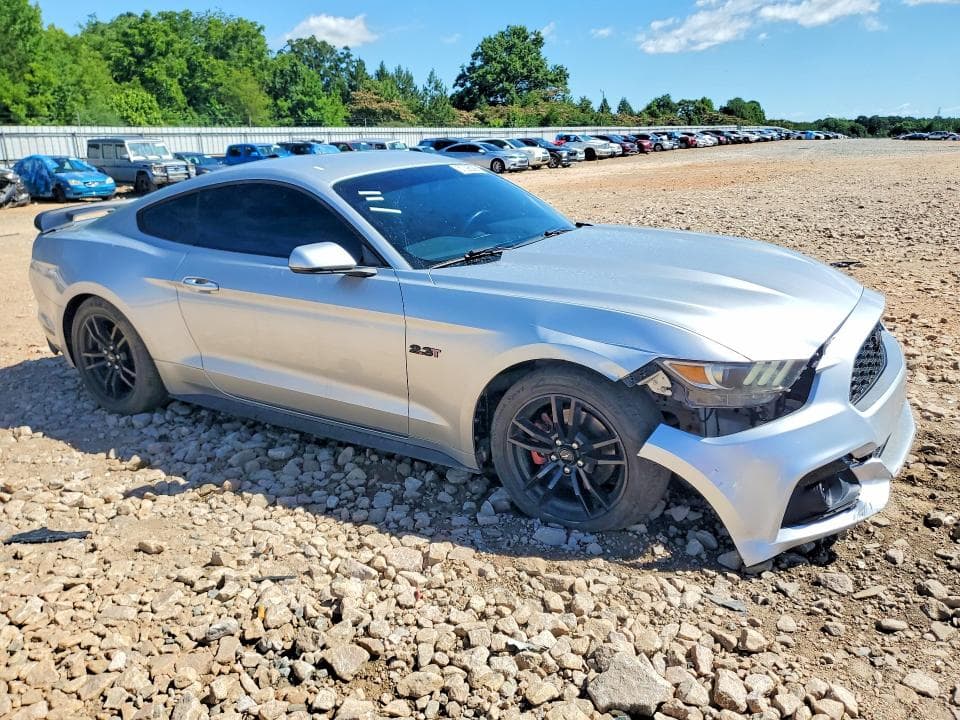 2017 FORD MUSTANG 4