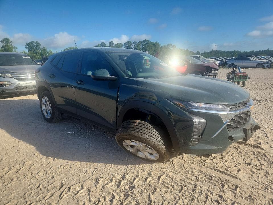 2026 CHEVROLET TRAX LS 4