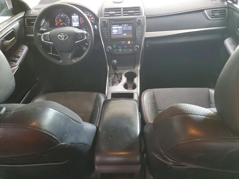2017 TOYOTA CAMRY SE 8