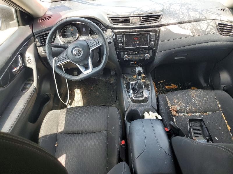 2020 NISSAN ROGUE SV 8