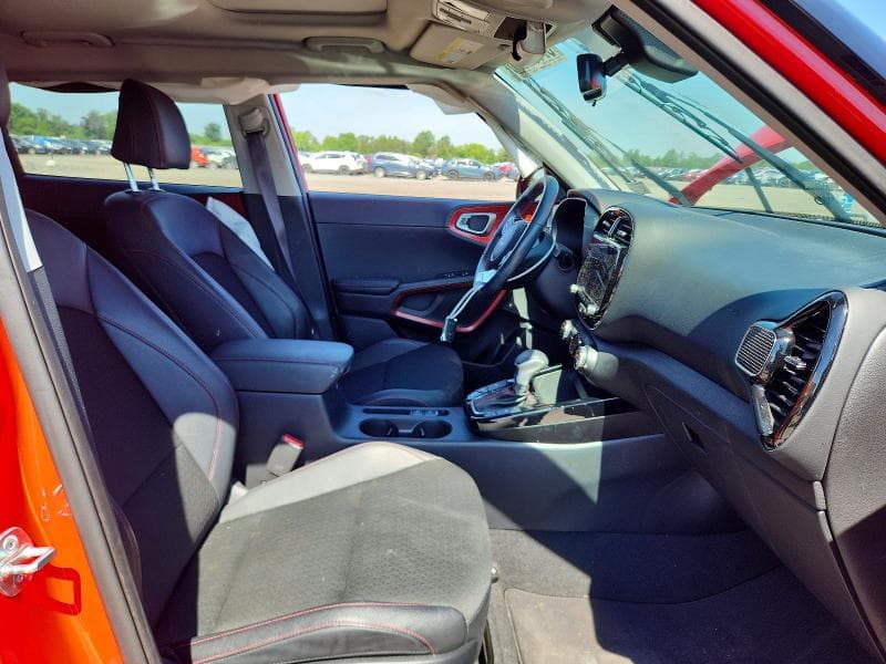 2025 KIA SOUL GT LINE 7