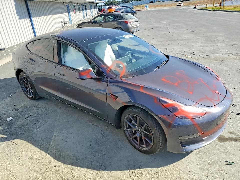 2023 TESLA MODEL 3 4