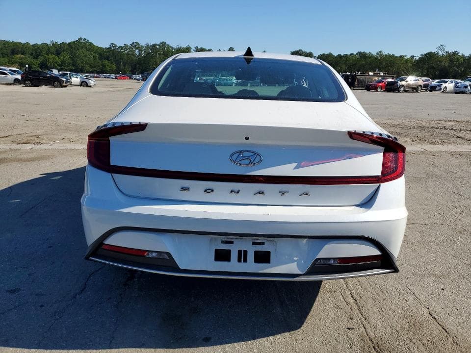 2022 HYUNDAI SONATA SE 6