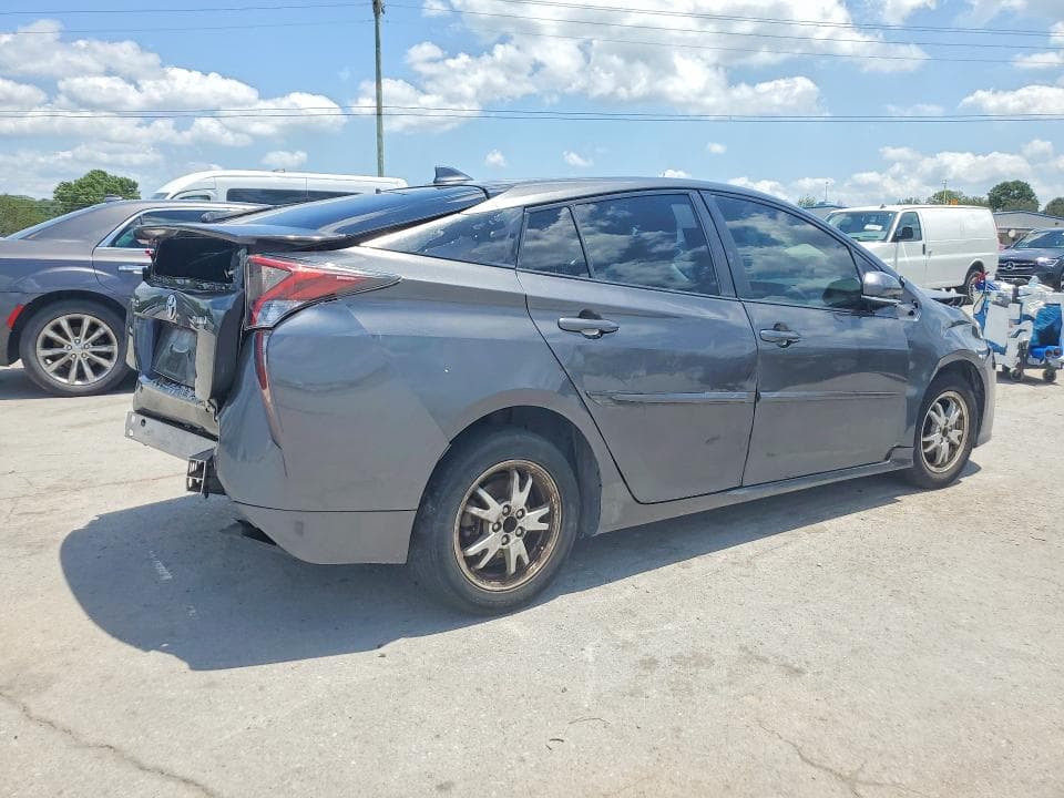 2017 TOYOTA PRIUS THREE 3