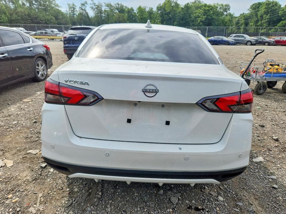 2025 NISSAN VERSA SV 6