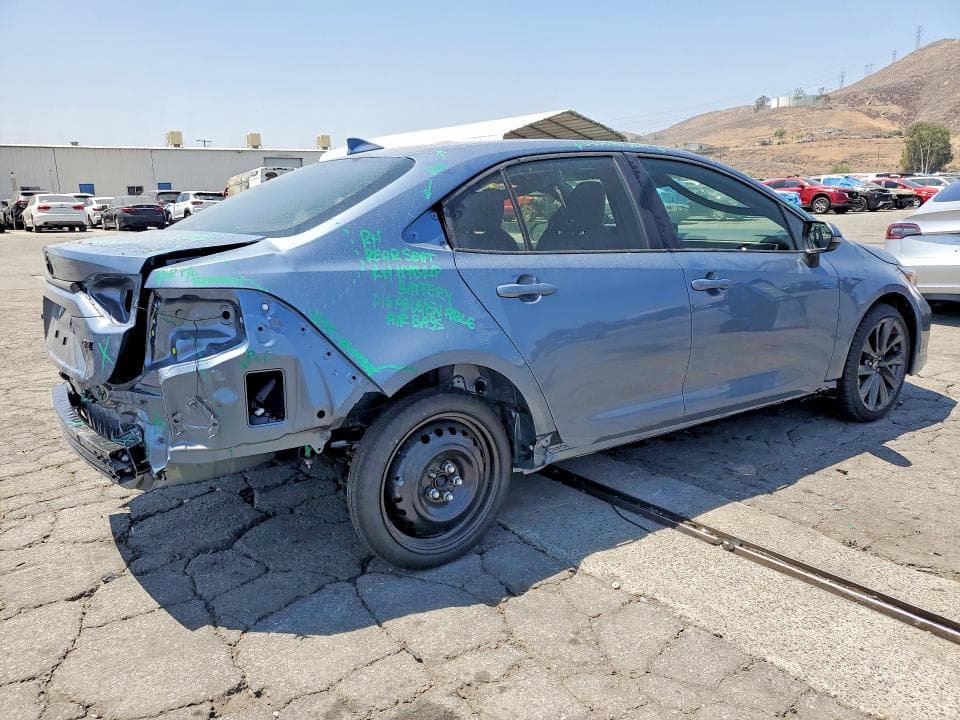 2026 TOYOTA COROLLA SE 3