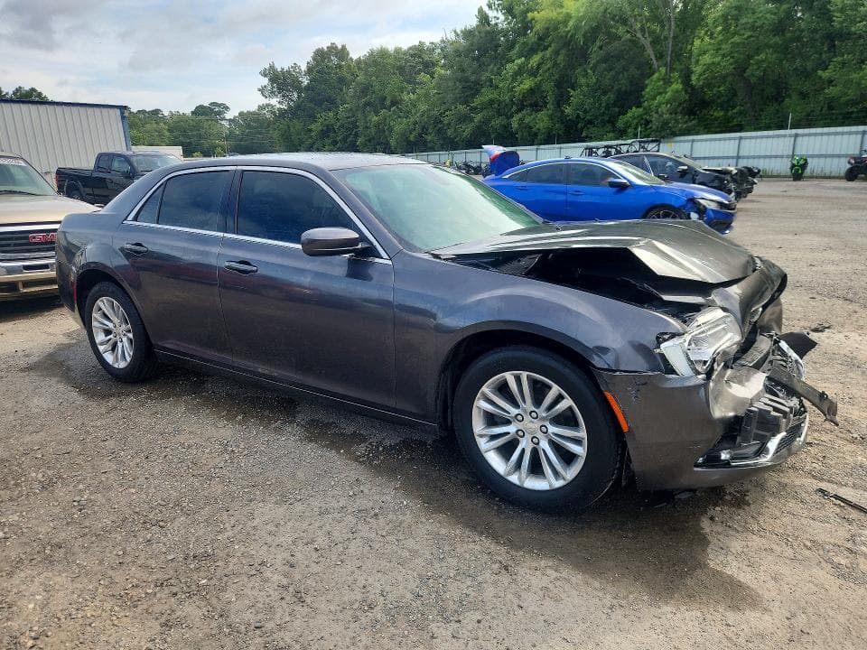 2019 CHRYSLER 300 TOURING 4