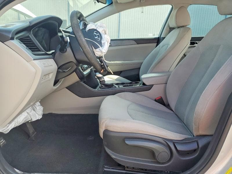 2019 HYUNDAI SONATA SE 7