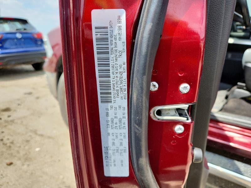 2017 RAM 1500 SLT 12