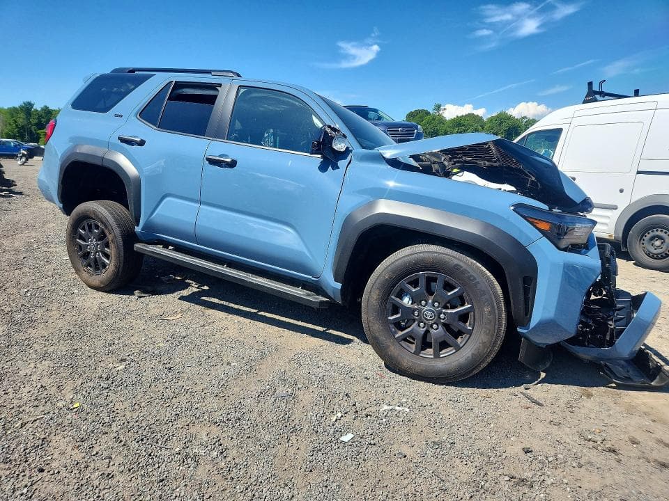 2026 TOYOTA 4RUNNER SR5 4