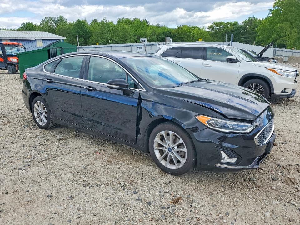 2020 FORD FUSION TITANIUM 4