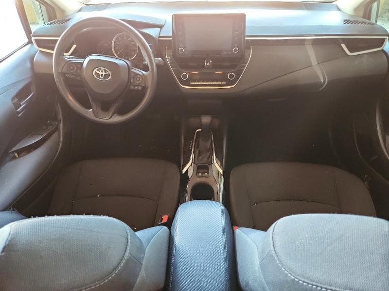 2022 TOYOTA COROLLA LE 8