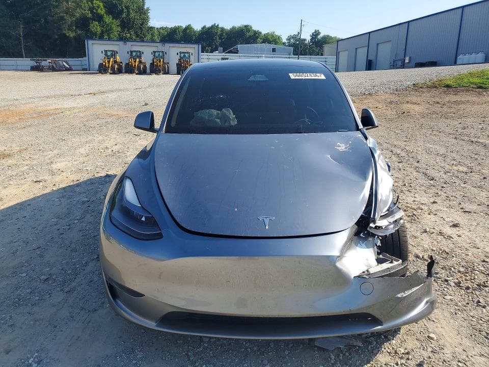 2025 TESLA MODEL Y 5