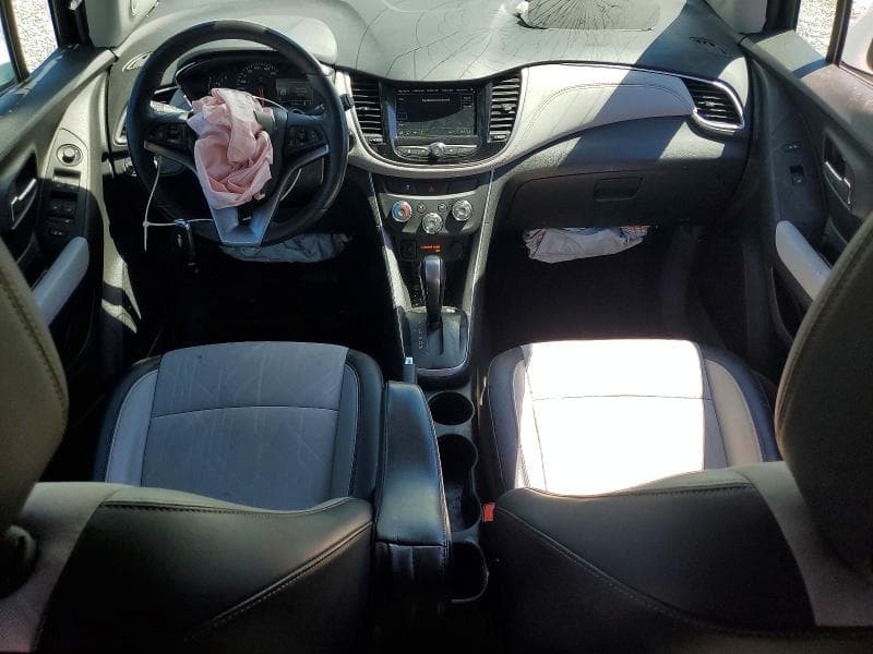 2022 CHEVROLET TRAX 1LT 8