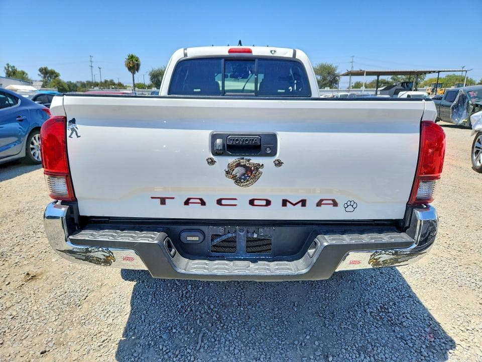 2021 TOYOTA TACOMA SR5 6