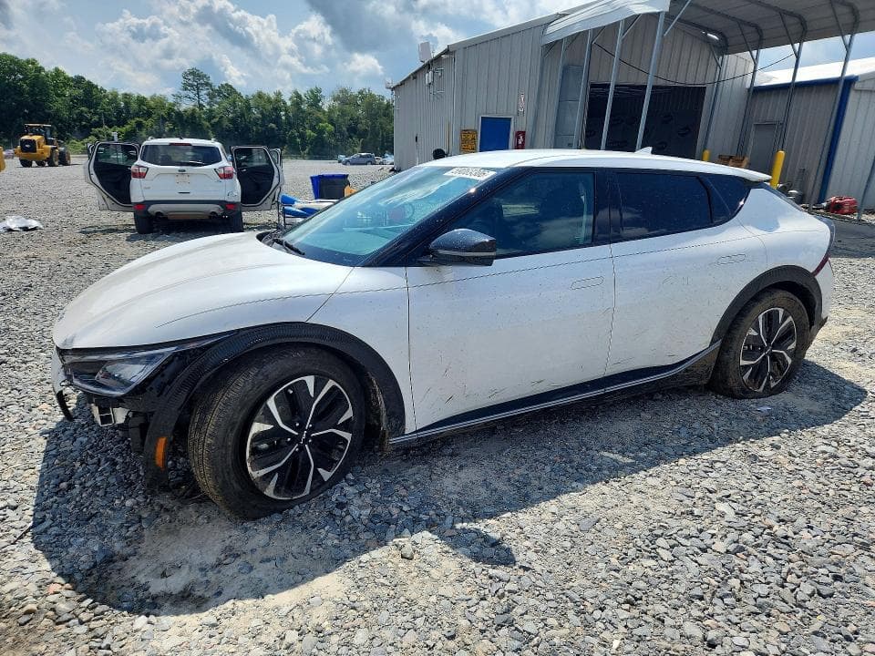 2024 KIA EV6 WIND