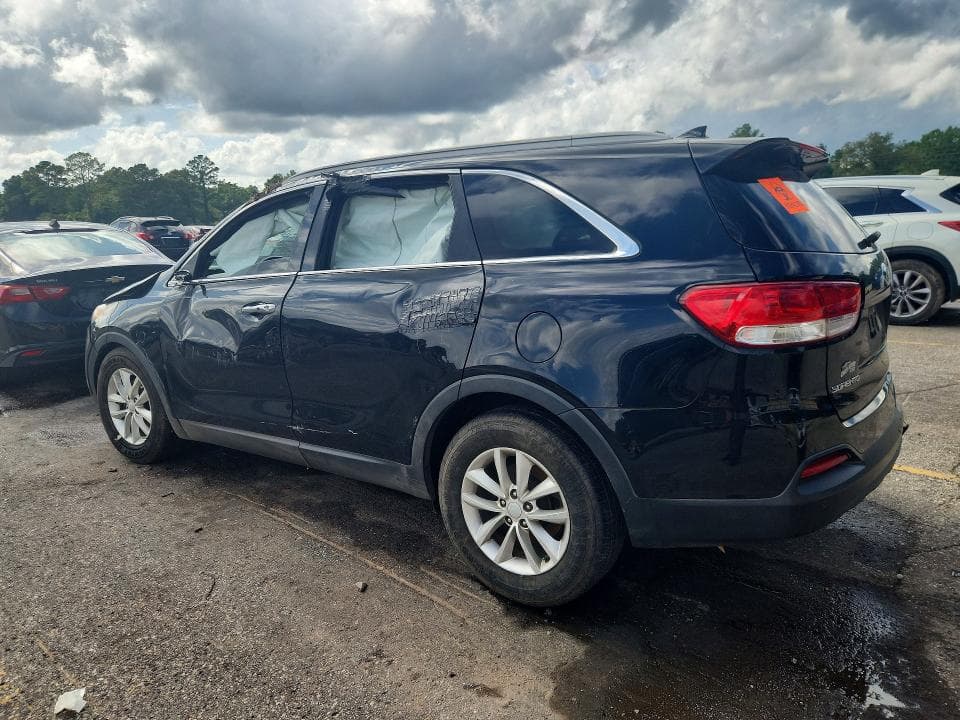 2017 KIA SORENTO LX 2