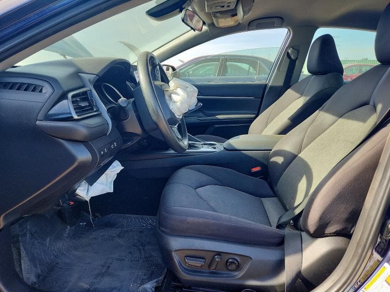 2022 TOYOTA CAMRY LE 7