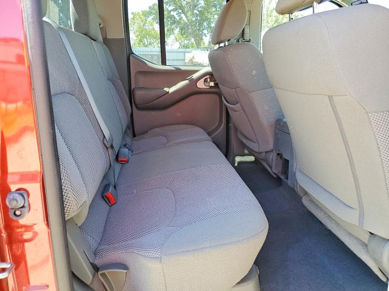 2019 NISSAN FRONTIER SV 10