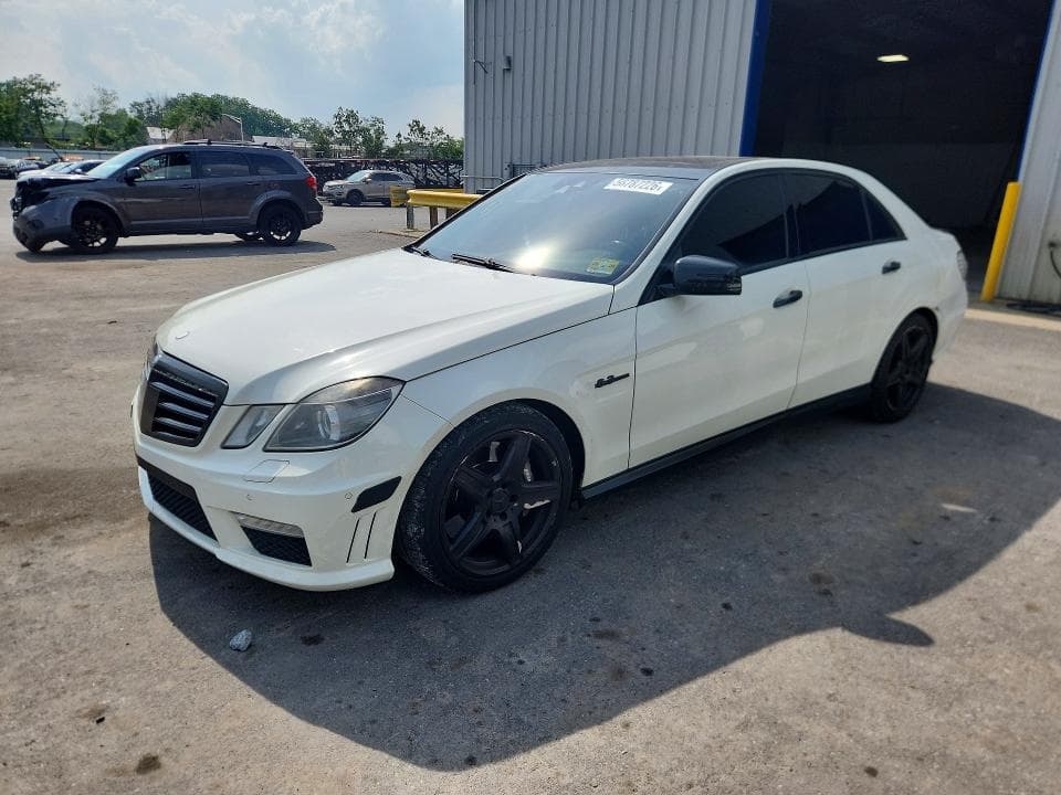 2010 MERCEDES-BENZ E-CLASS