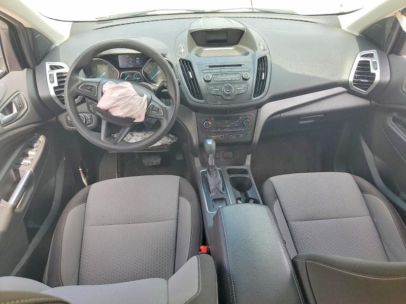 2017 FORD ESCAPE SE 8
