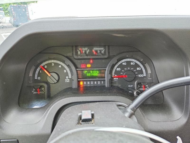 2017 FORD E 450 9