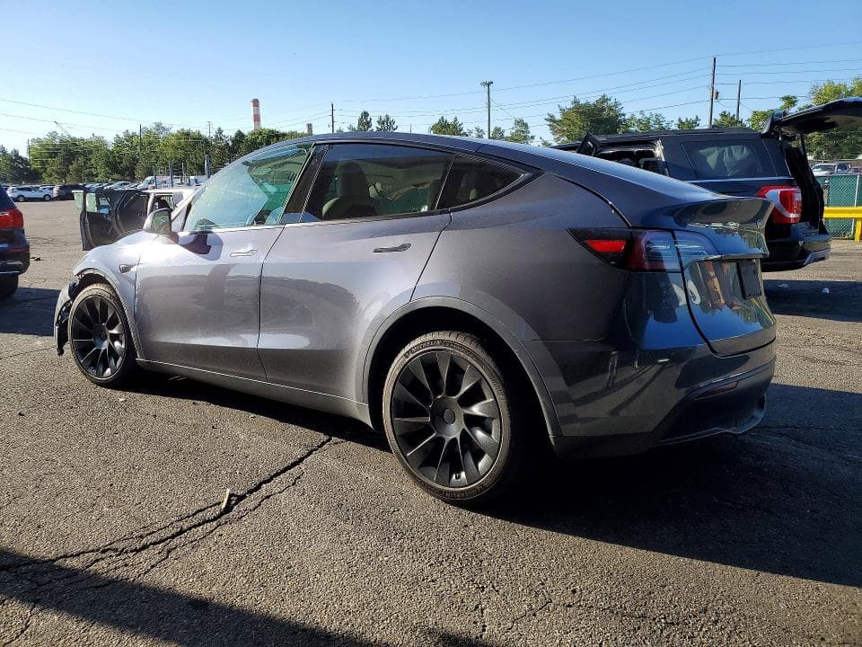 2023 TESLA MODEL Y 2