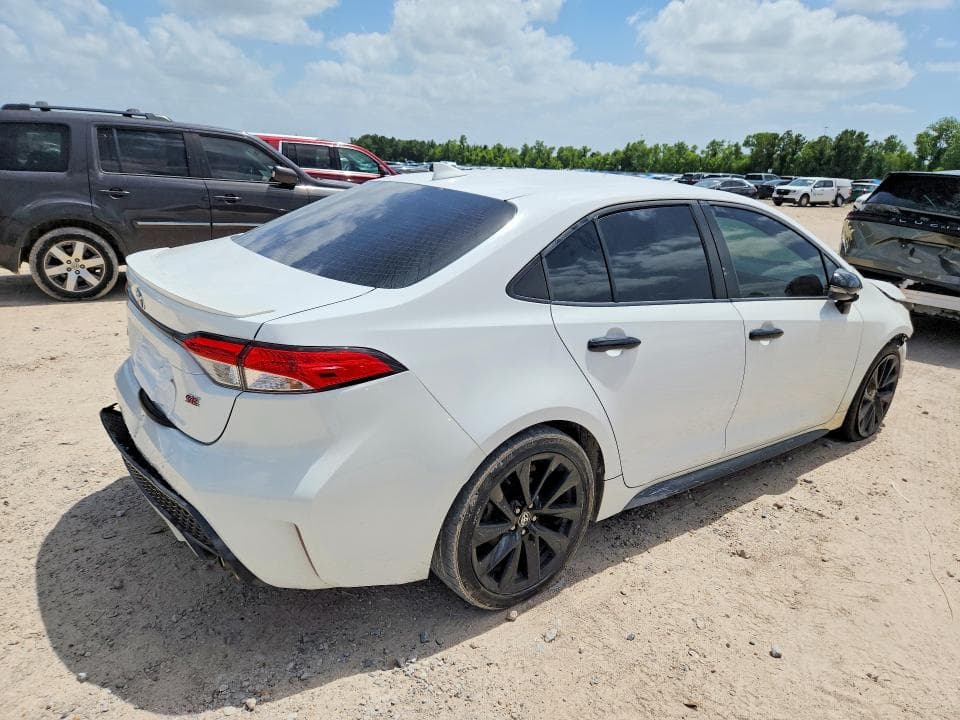 2022 TOYOTA COROLLA SE 3