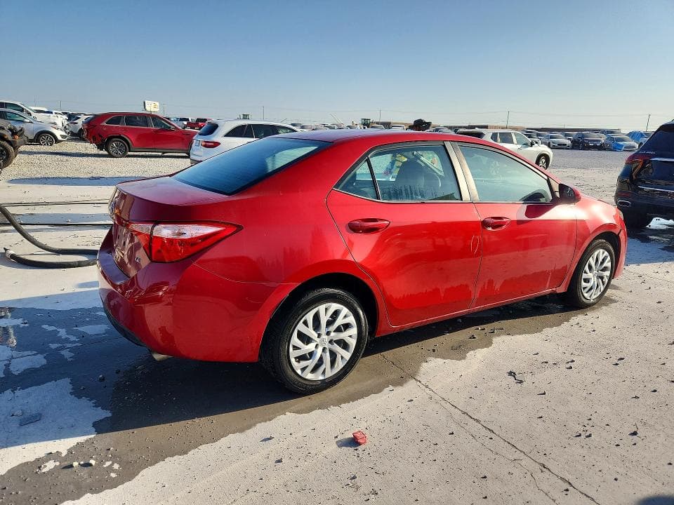 2018 TOYOTA COROLLA LE 3