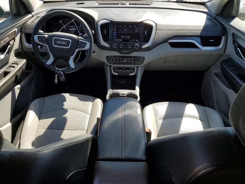2024 GMC TERRAIN SLT 8