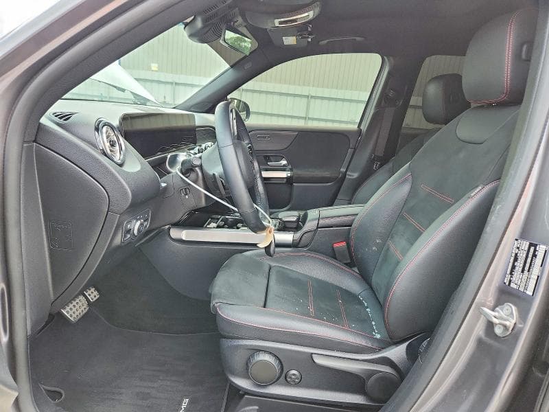 2022 MERCEDES-BENZ GLB 250 4MATIC 7
