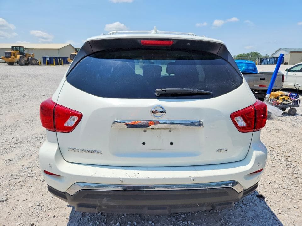 2019 NISSAN PATHFINDER S 6