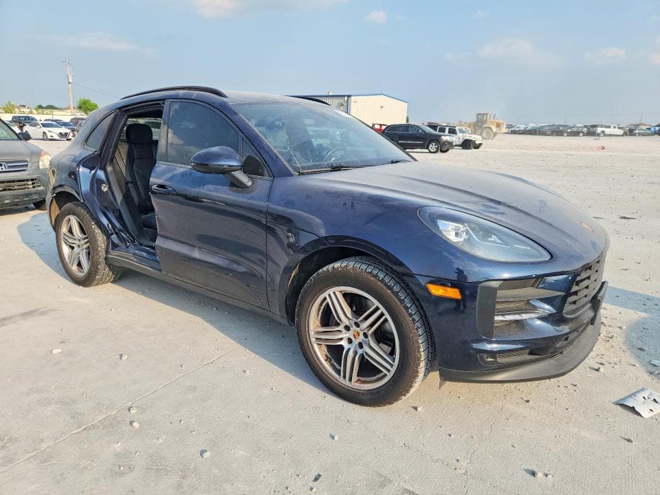 2020 PORSCHE MACAN 4