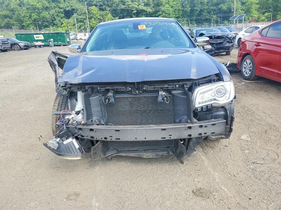 2018 CHRYSLER 300 5