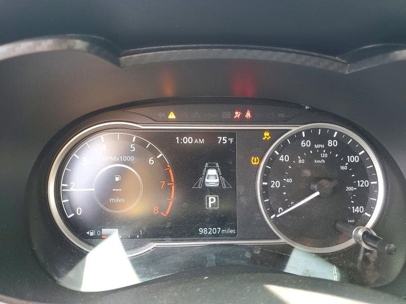 2020 NISSAN VERSA SV 9