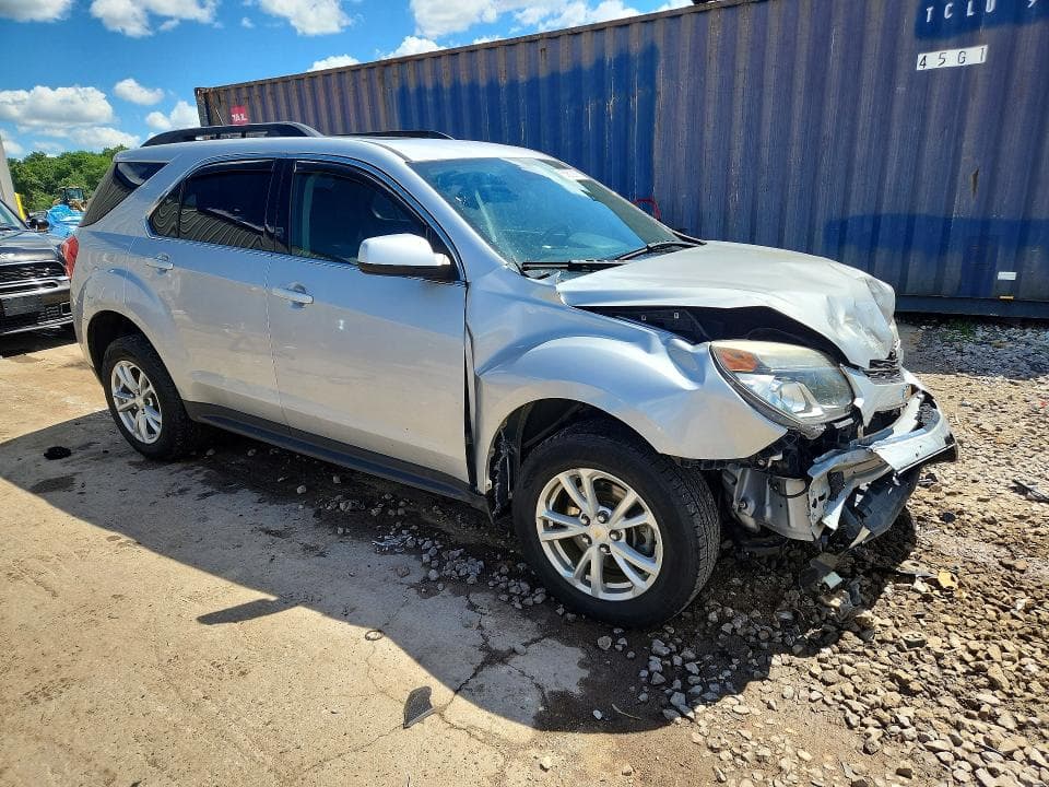 2017 CHEVROLET EQUINOX LT 4
