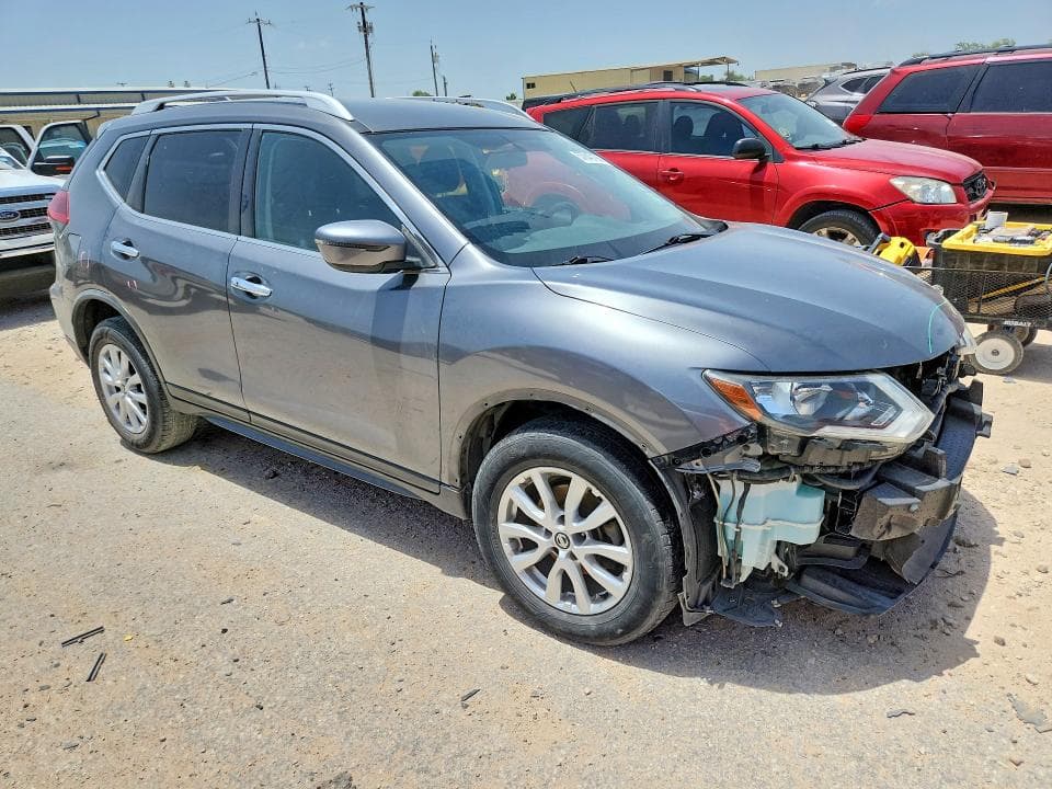 2018 NISSAN ROGUE SV 4