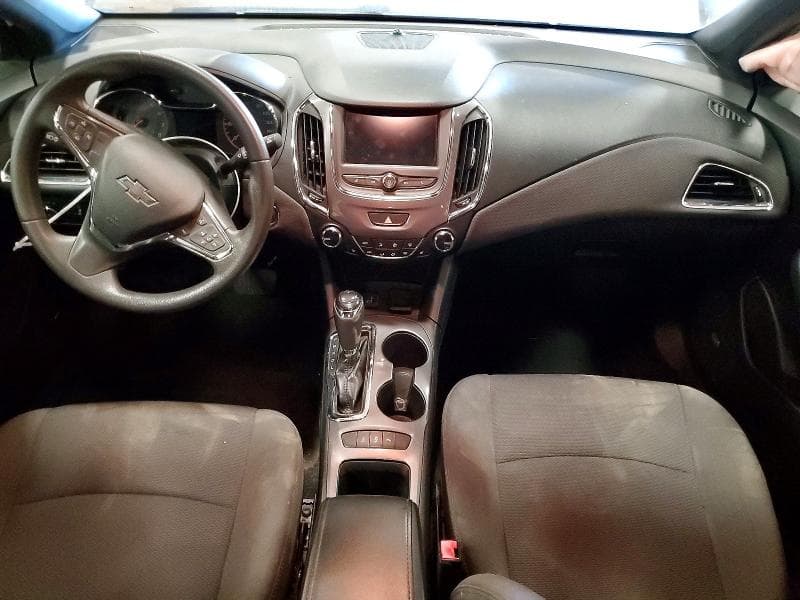 2019 CHEVROLET CRUZE LT 8