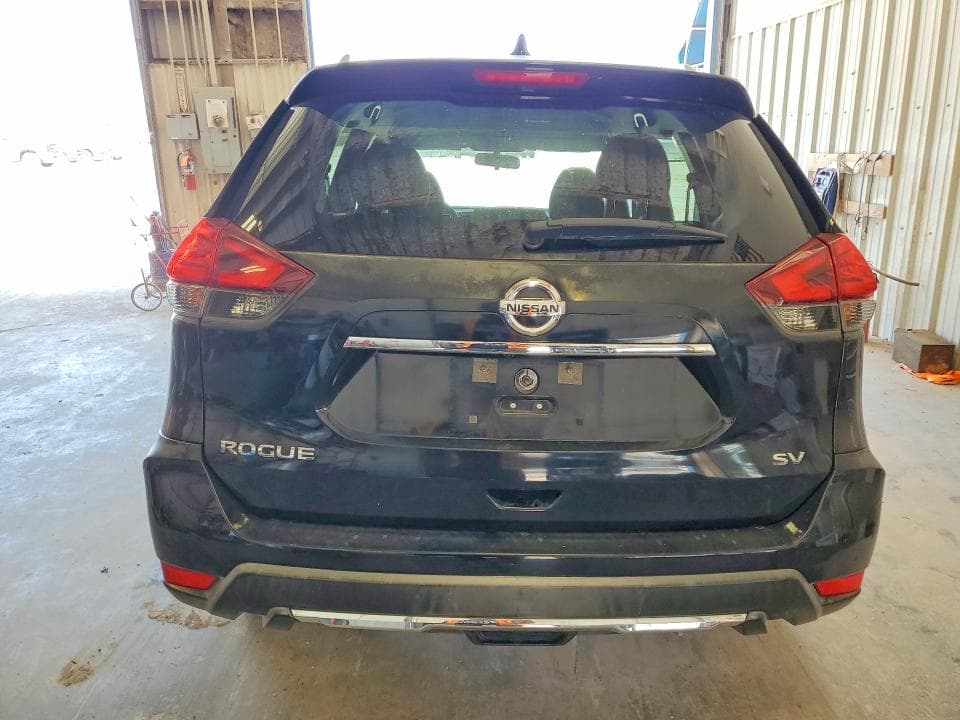 2017 NISSAN ROGUE SV 6