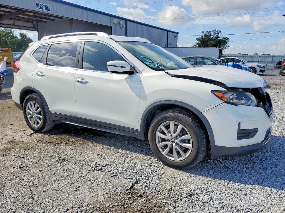 2018 NISSAN ROGUE SV 4