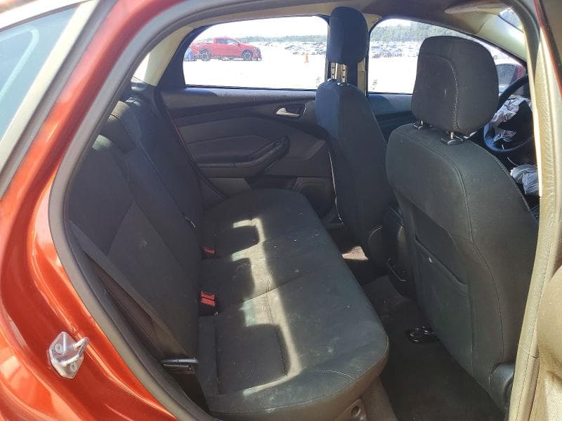 2018 FORD FOCUS SE 10