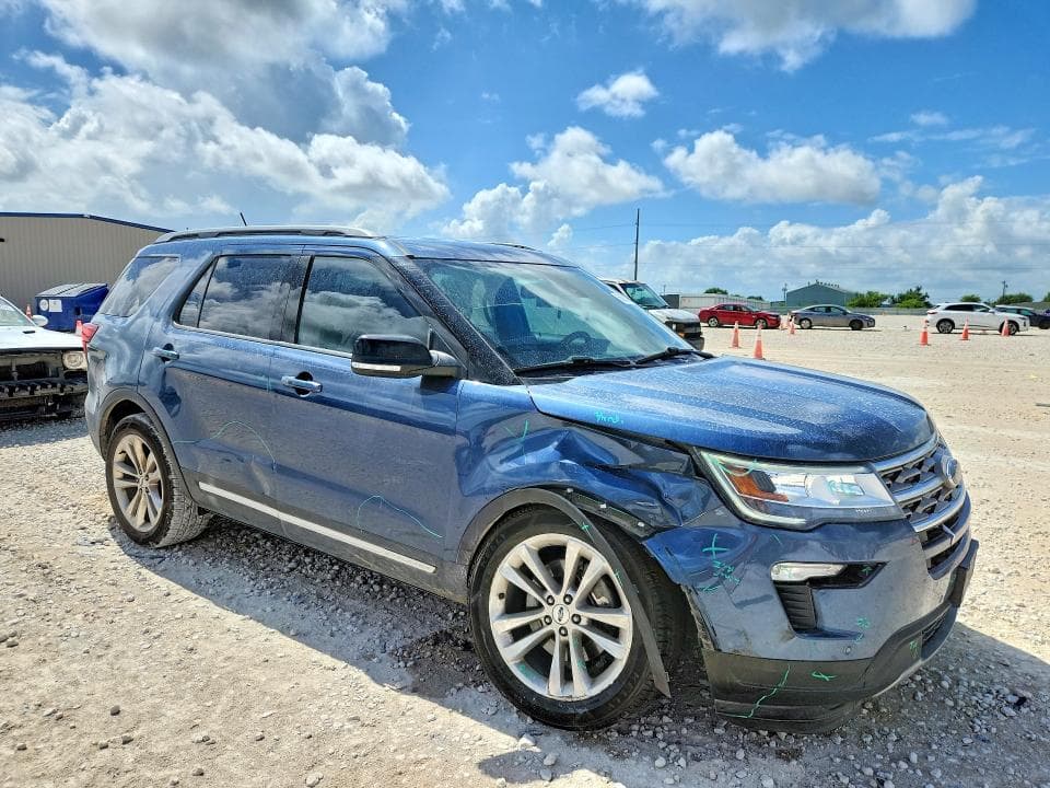 2018 FORD EXPLORER XLT 4