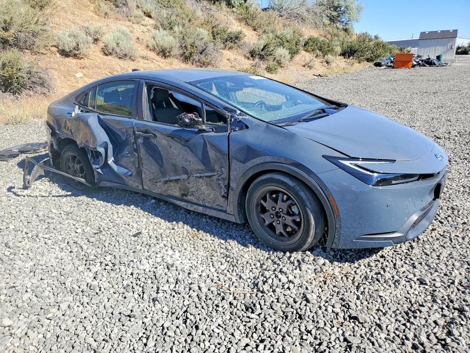2023 TOYOTA PRIUS LE 4