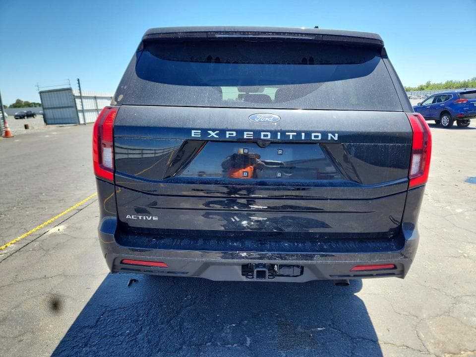 2025 FORD EXPED 4X4 6
